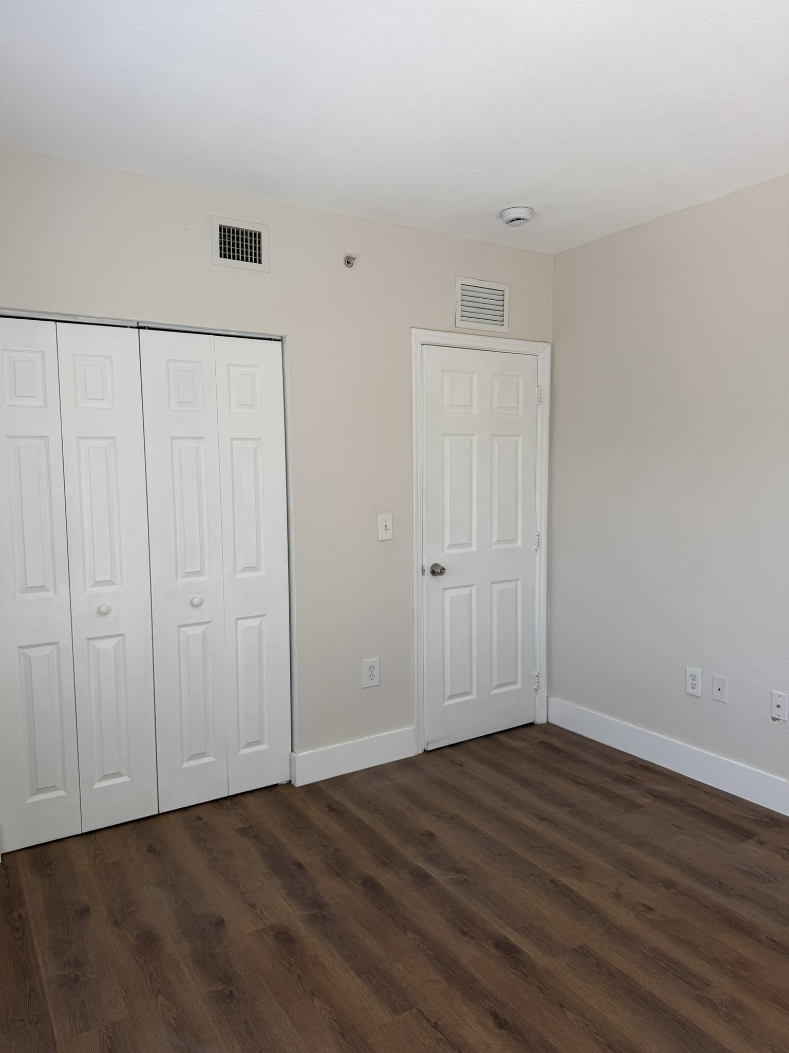 Apt 304 - 2