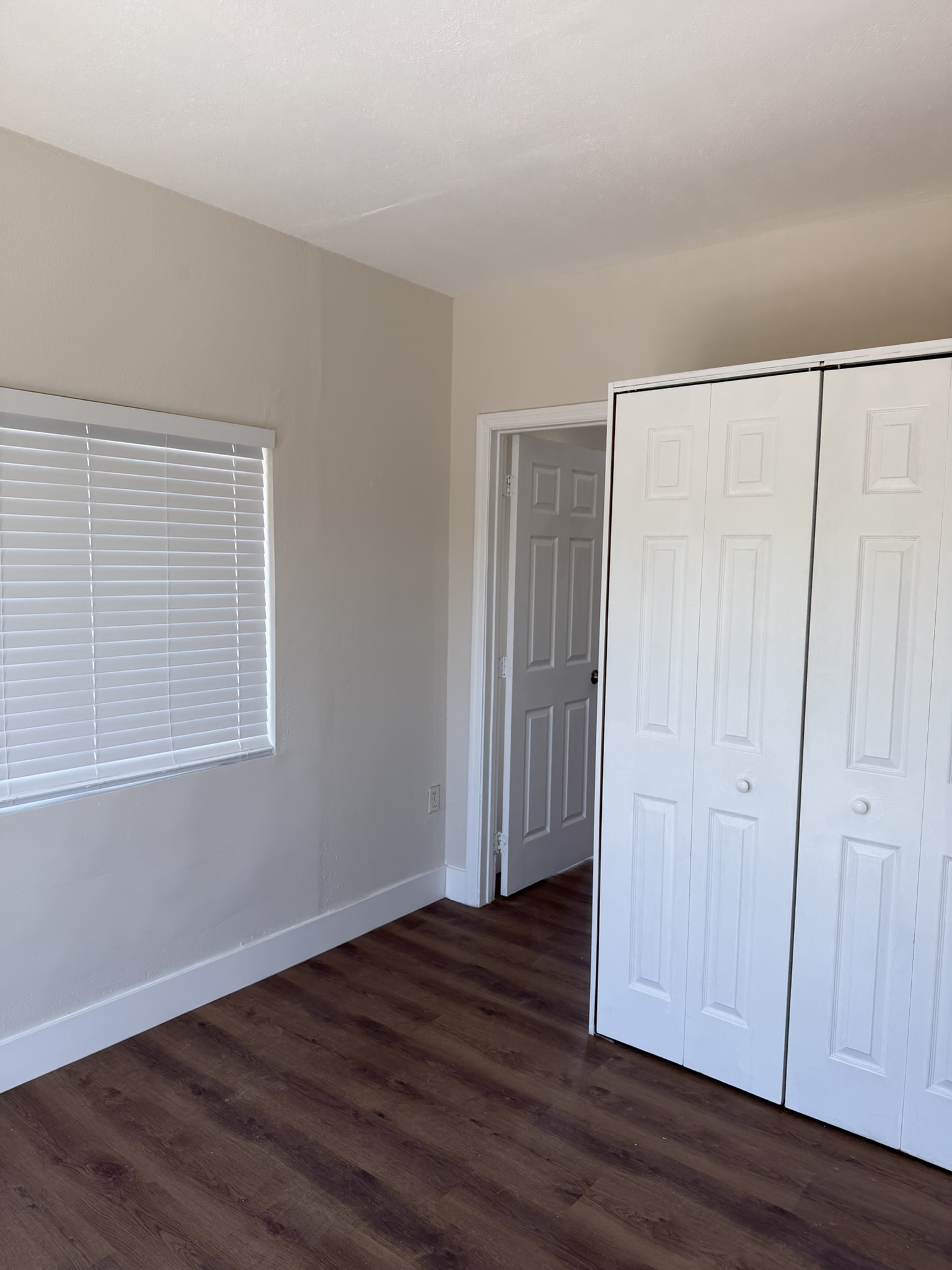 Apt 304 - 11