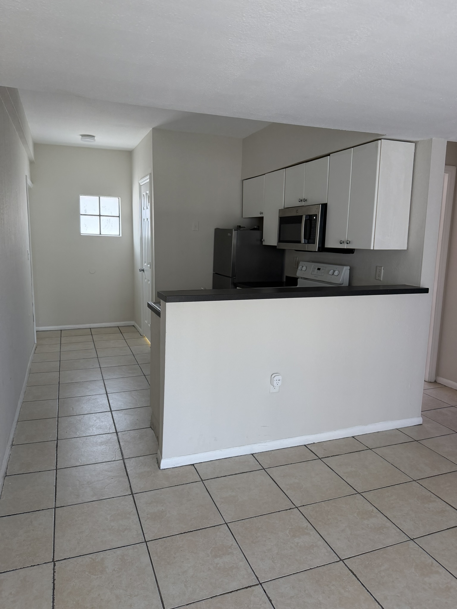 Apt 302 - 2